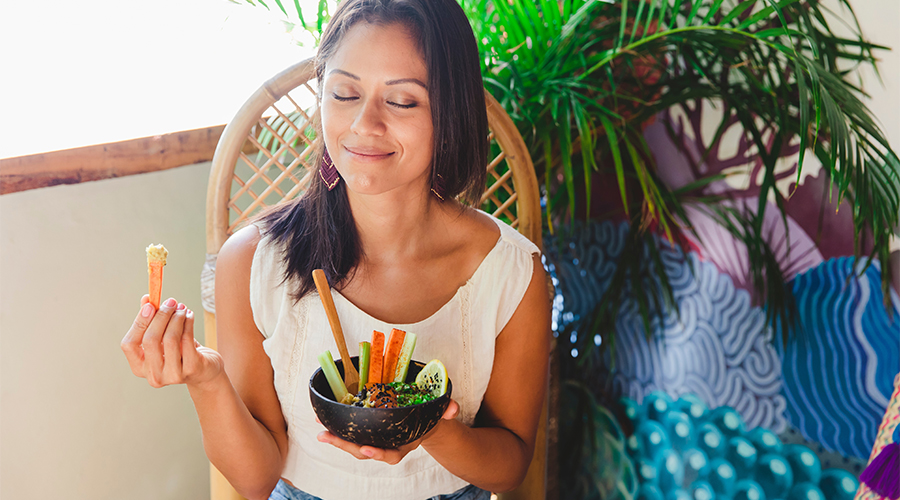 The Power of Mindfulness in Building a Healthy Relationship with Food